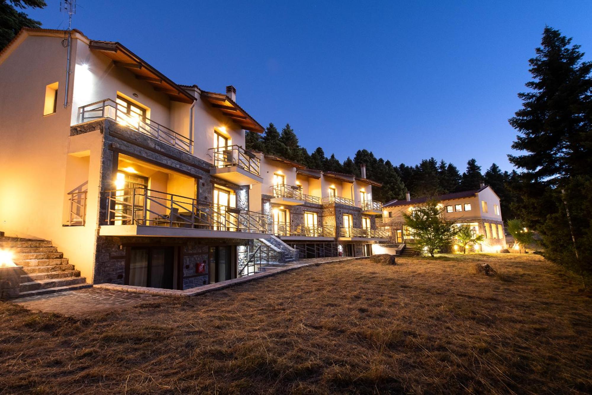 Natura Hotel Витина Екстериор снимка