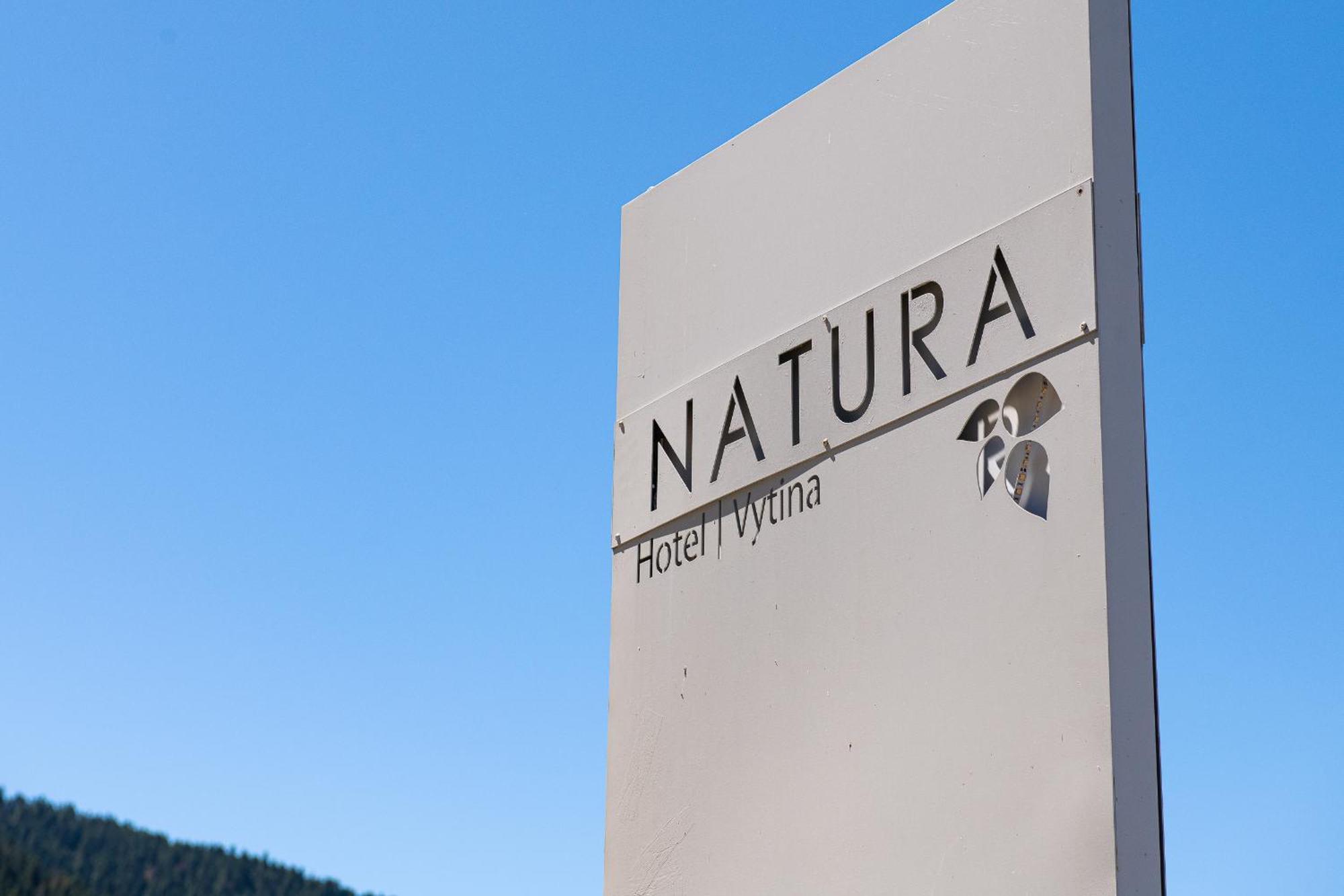 Natura Hotel Витина Екстериор снимка